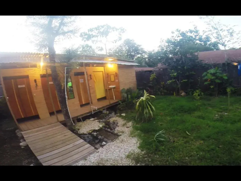 Tropical Pasta Surf House and Hostel