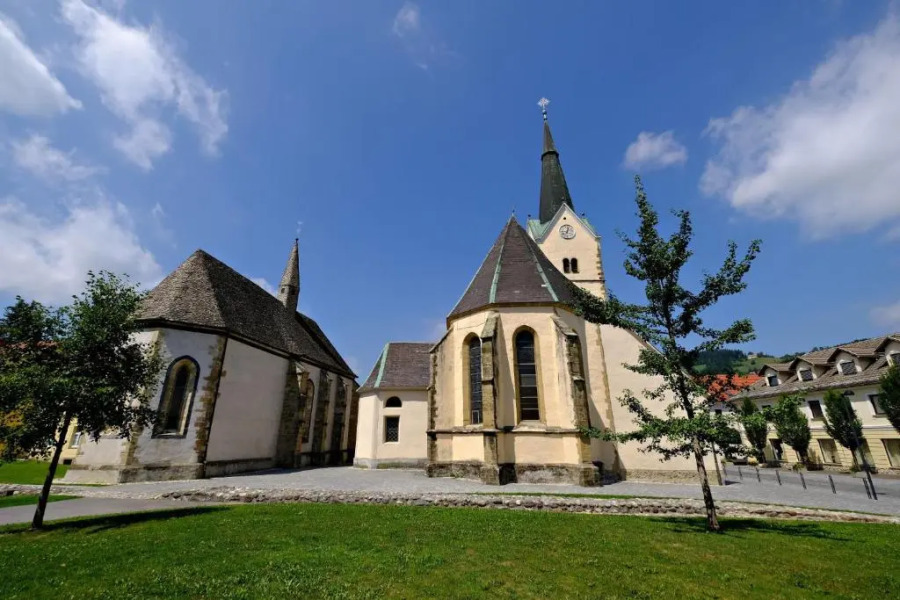 Chalet Podgorje With Pool