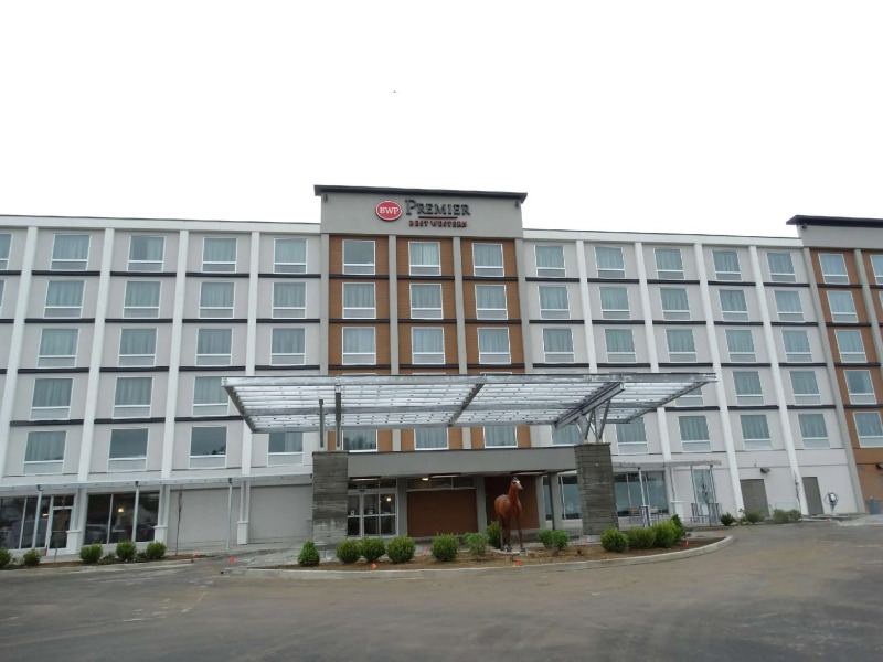 Best Western Premier Airport/Expo Center Hotel