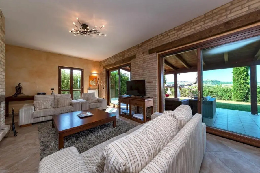 Casale Rosy 6 2 in Offida