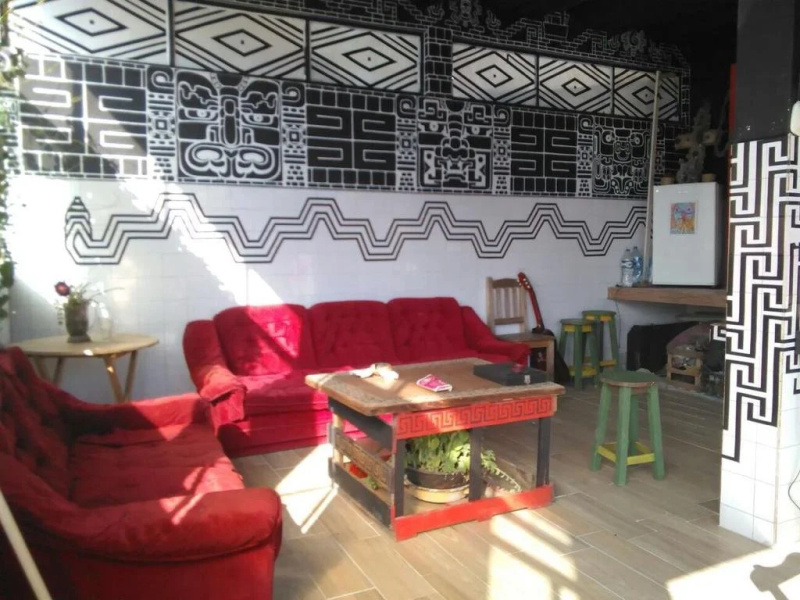 13 Cielos Hostel