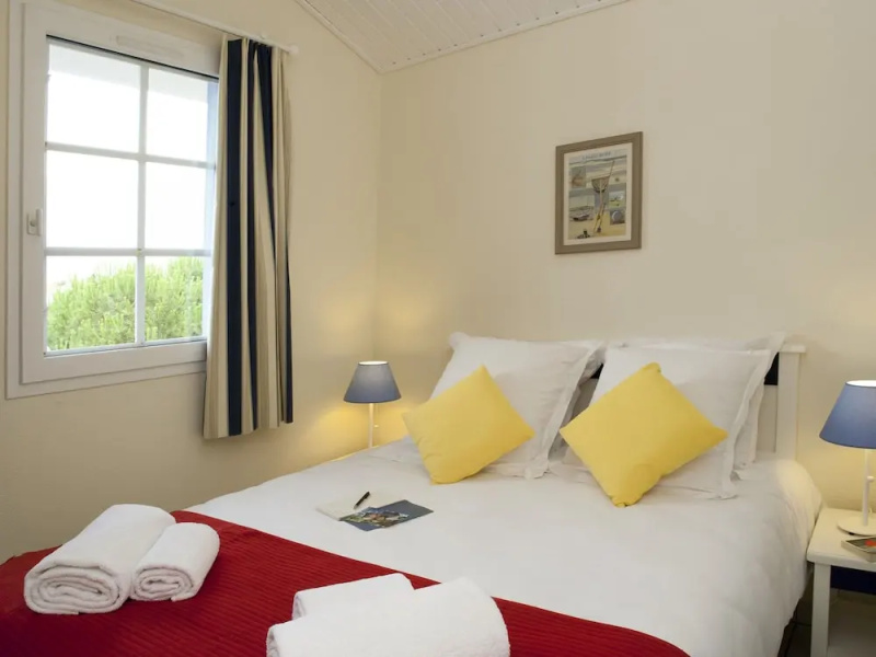 Apartment 4/5 People at Large, Child-friendly Park in the Port Bourgenay Vendée