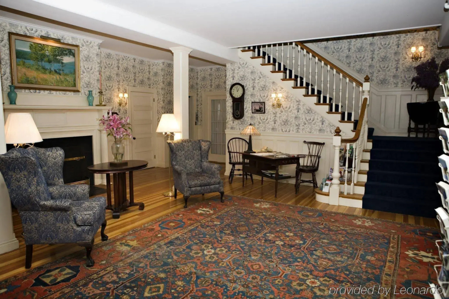 Asticou Inn