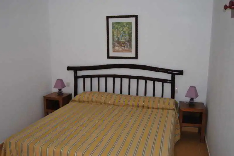 Lake Cliffe Condominiums