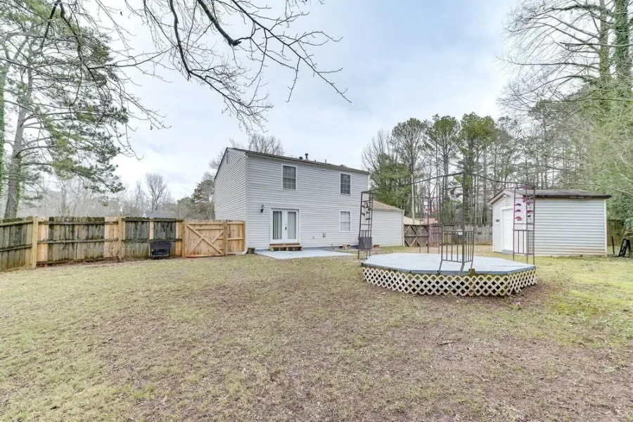 Quiet Vacation Rental in Peachtree City w/ Yard!