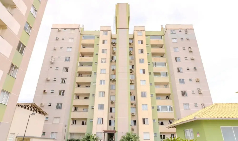 Building With a Pool 400m From Beach - LEA