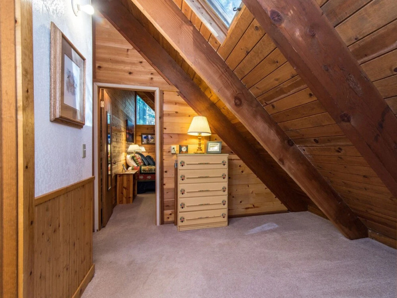 Grill - Walk to Beach