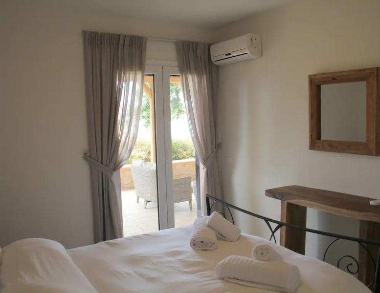 Grand Bleu by Fun In the Sun