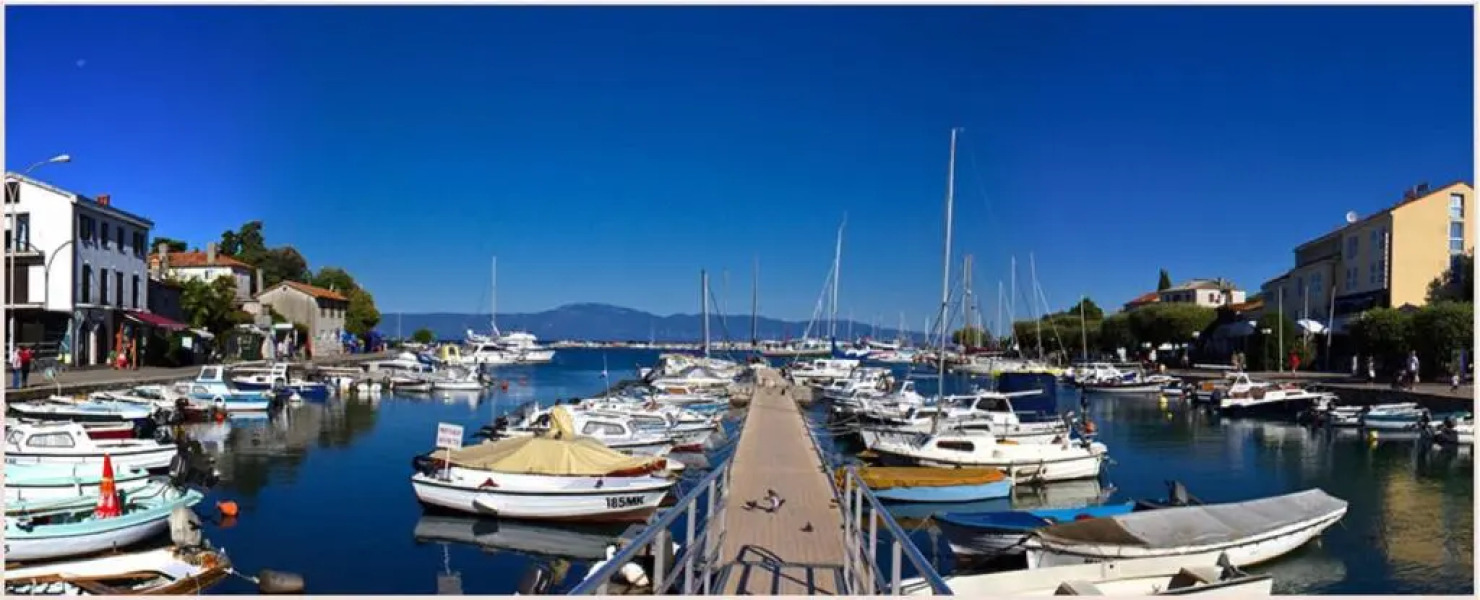 Apartments Kremenici