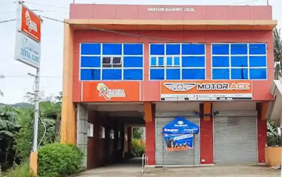 RedDoorz @ Reana Seaside Pensione House Guindulman