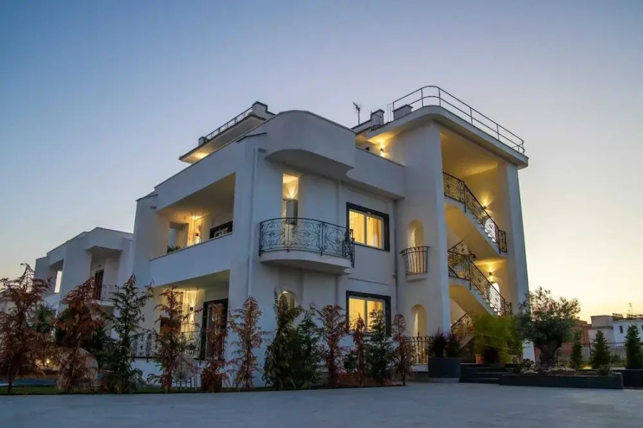 Viroga suite apartments