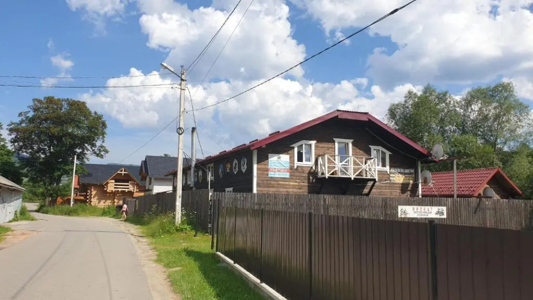 Kostel House