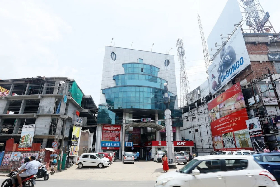 Capital O 45944 Club 7