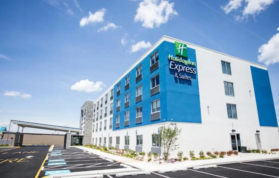 Holiday Inn Express & Suites Rehoboth Beach