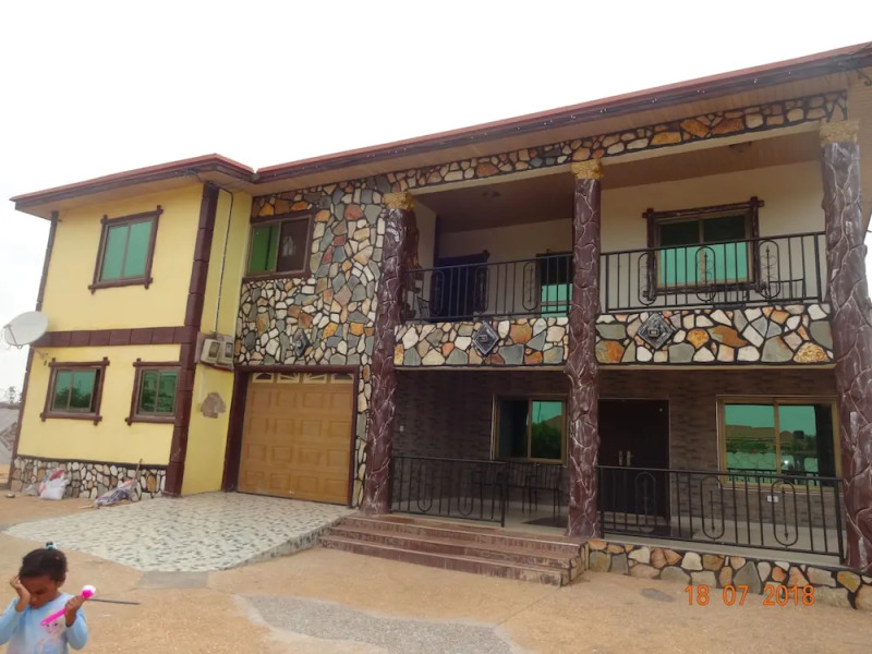 Nordik Palace Bed & Breakfast