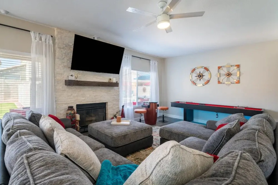 The Copper House 5 Bedroom Home by RedAwning