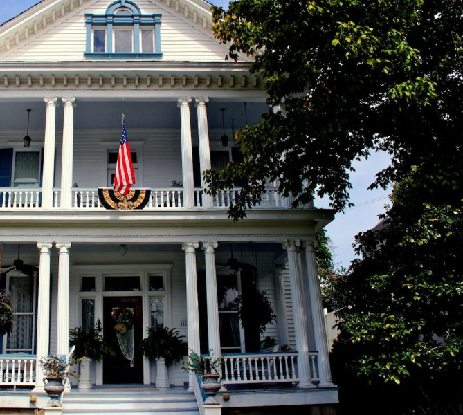 Bisland House Bed and Breakfast