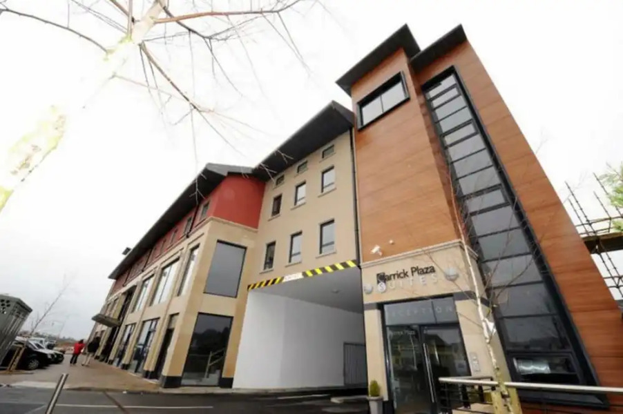 Carrick Plaza Suites & Apartments