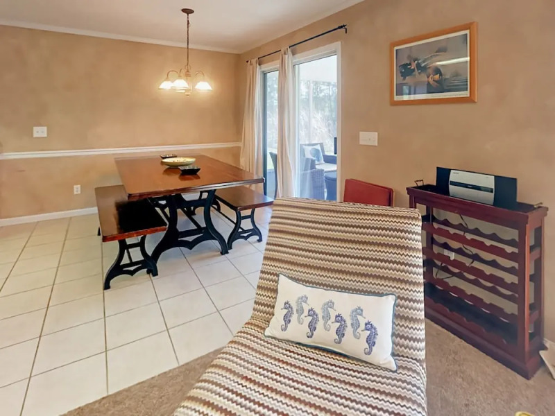 6703 Harbour Blvd Home 3 Bedrooms 2 Bathrooms Home