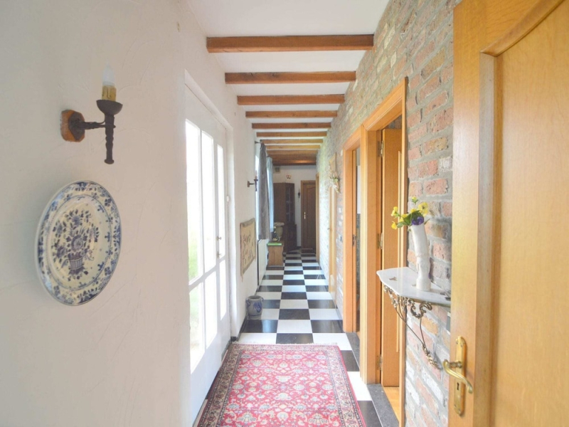 Dreamy Holiday Home in Sweikhuizen with Swimming Pool, Garden