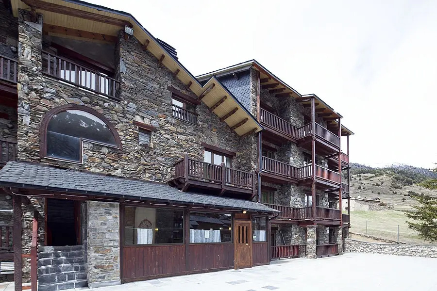 Apartamentos Deu Sol by Habitat