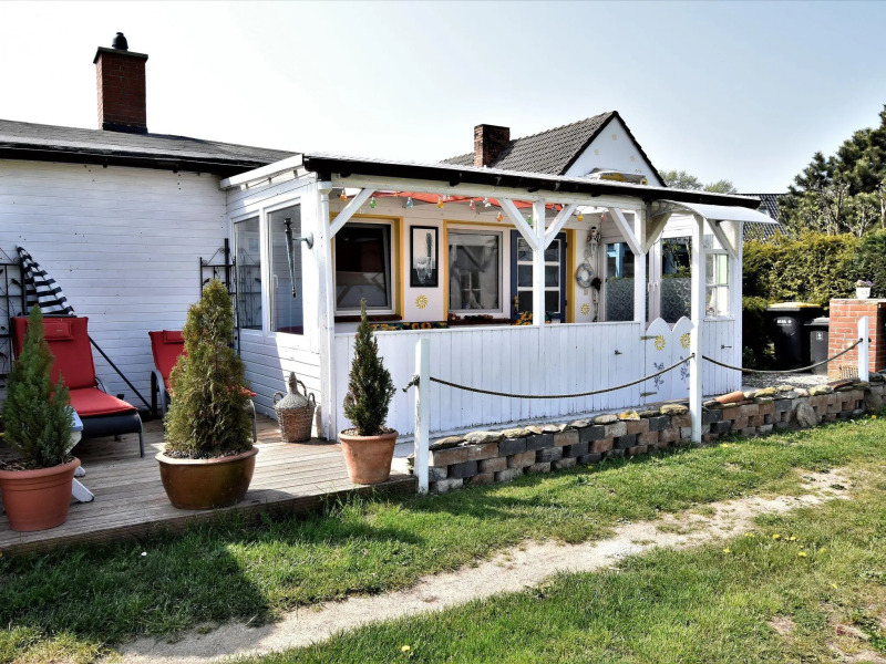 Snug Bungalow in Insel Poel Germany near Beach