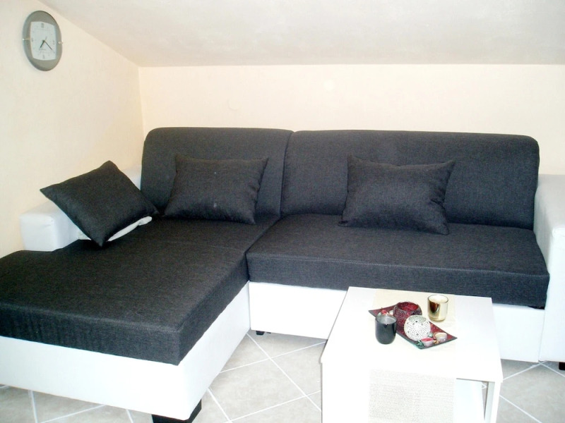 Apartment With 2 Bedrooms in Povljana, With Wonderful sea View, Furnis