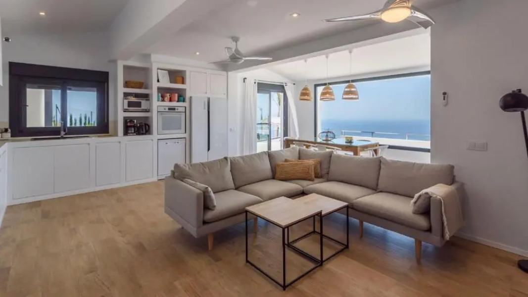 Casa What a Life Sayalonga by Ruralidays