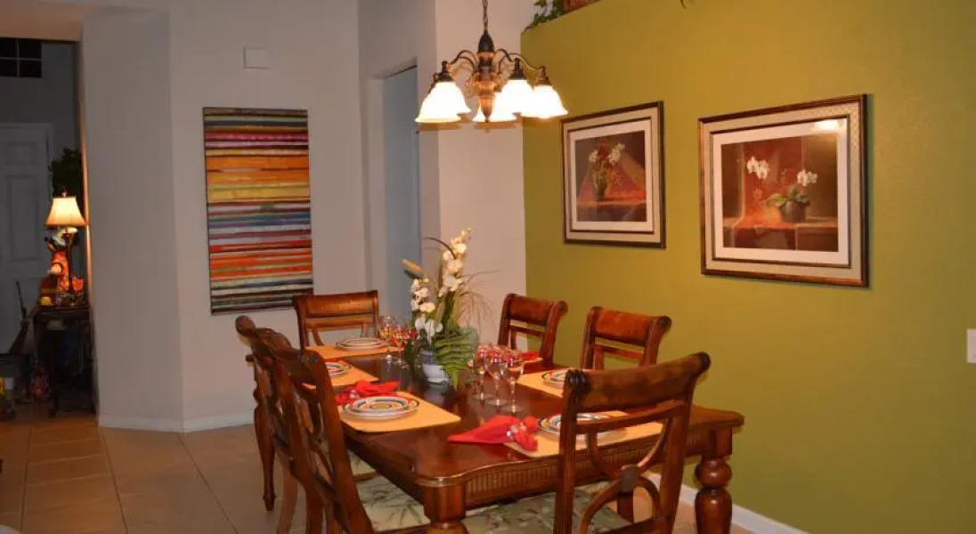 Quinns Vacation Homes in Windsor Hills