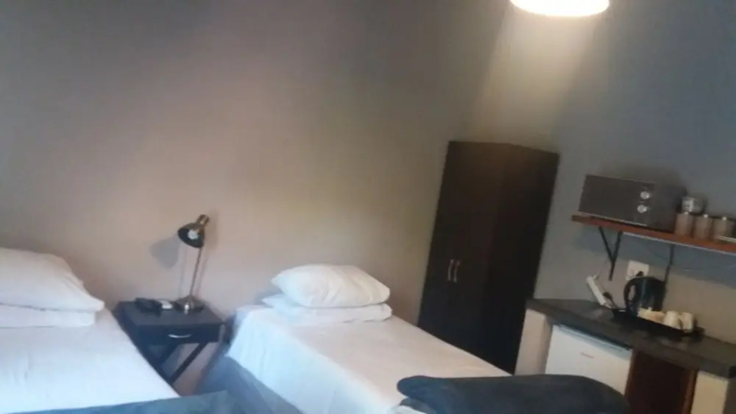 Room-homely Room in Peaceful and Comfort