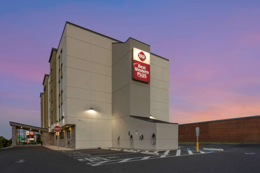 Best Western Plus Philadelphia-Pennsauken Hotel