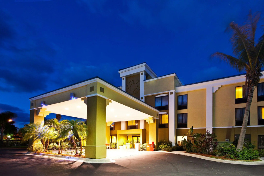 Holiday Inn Express - Vero Beach by IHG