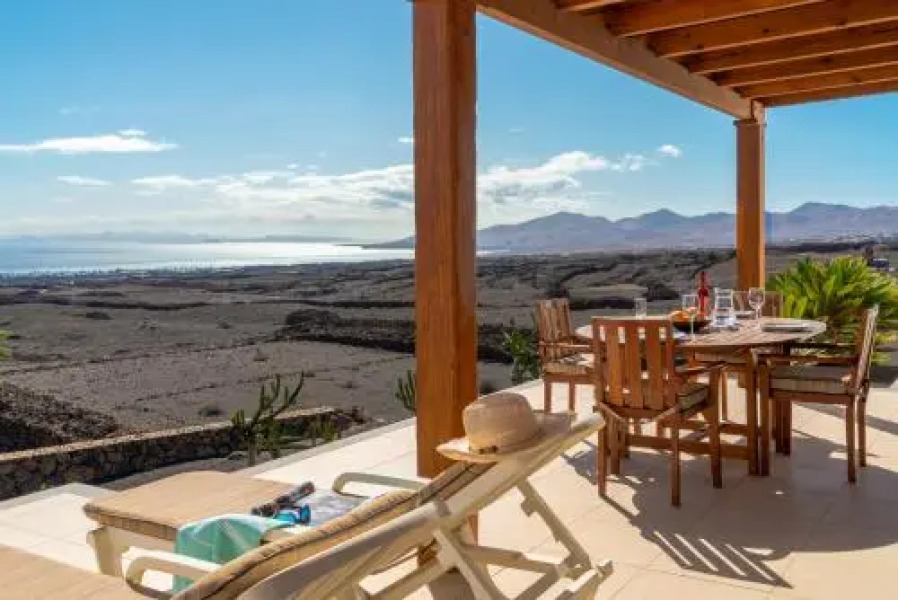 Tias Bungalow Abubilla