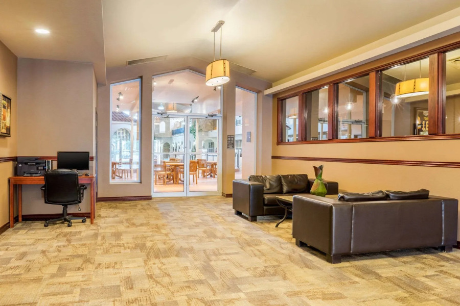 Quality Inn & Suites