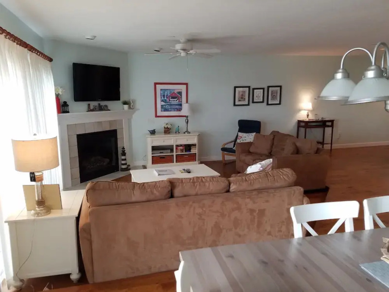 Culver Cove Lakeside Condominiums