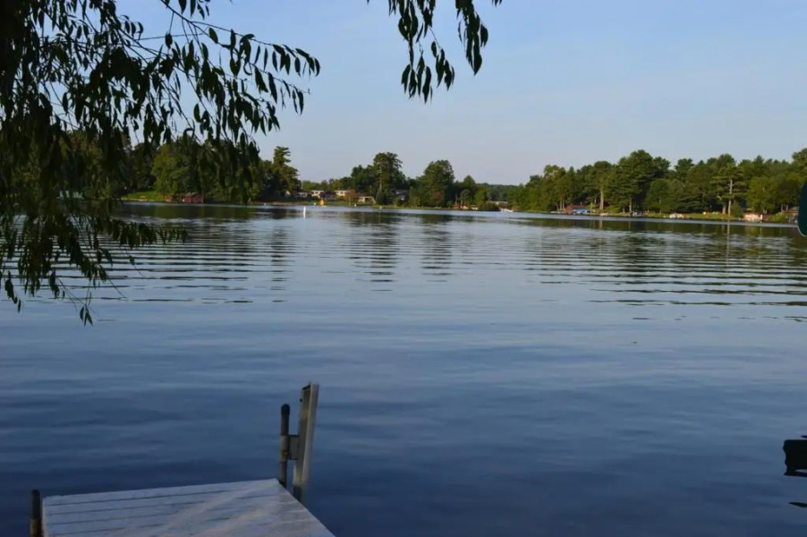 Billy's Lakeview Retreat