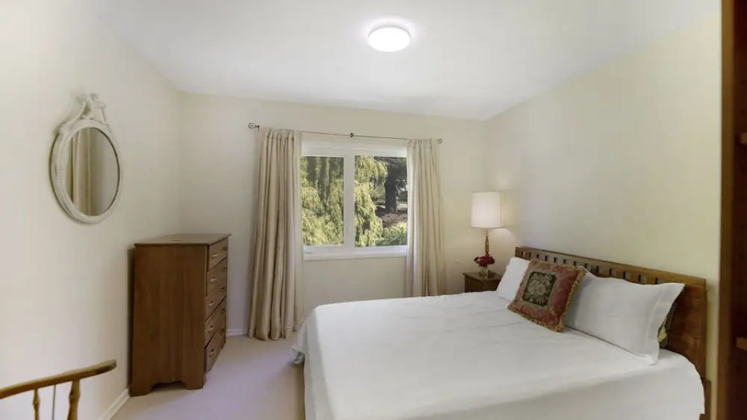 Dae's Seaside Dream on the Ocean