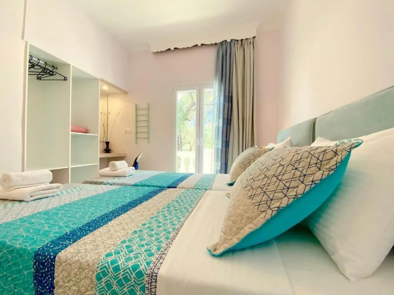 Nissaki Sunlight - New Home Above the beach