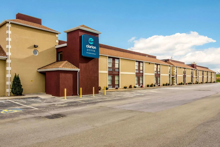 Spark by Hilton Abingdon I-81 near Fairgrounds