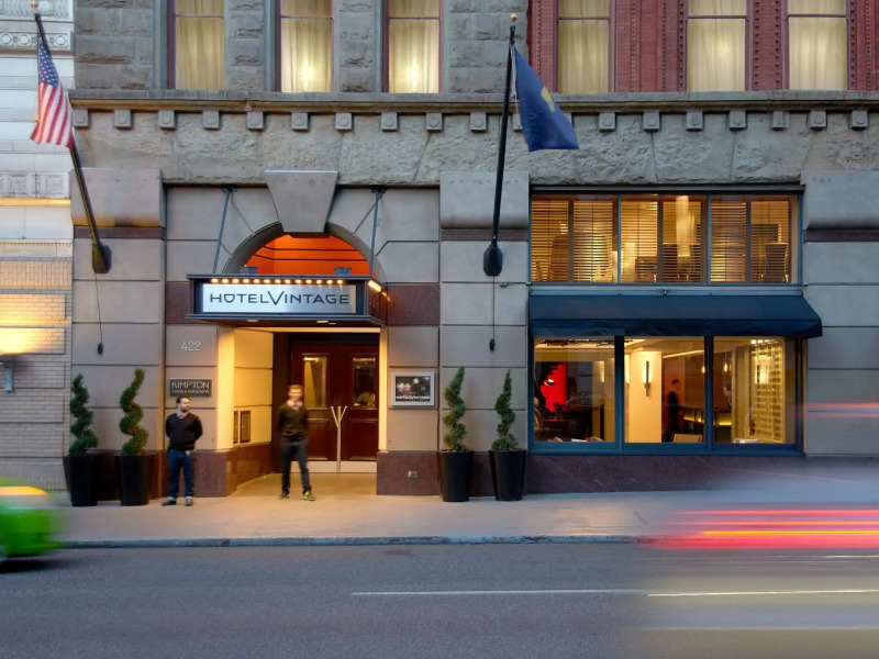 Kimpton Hotel Vintage Portland by IHG