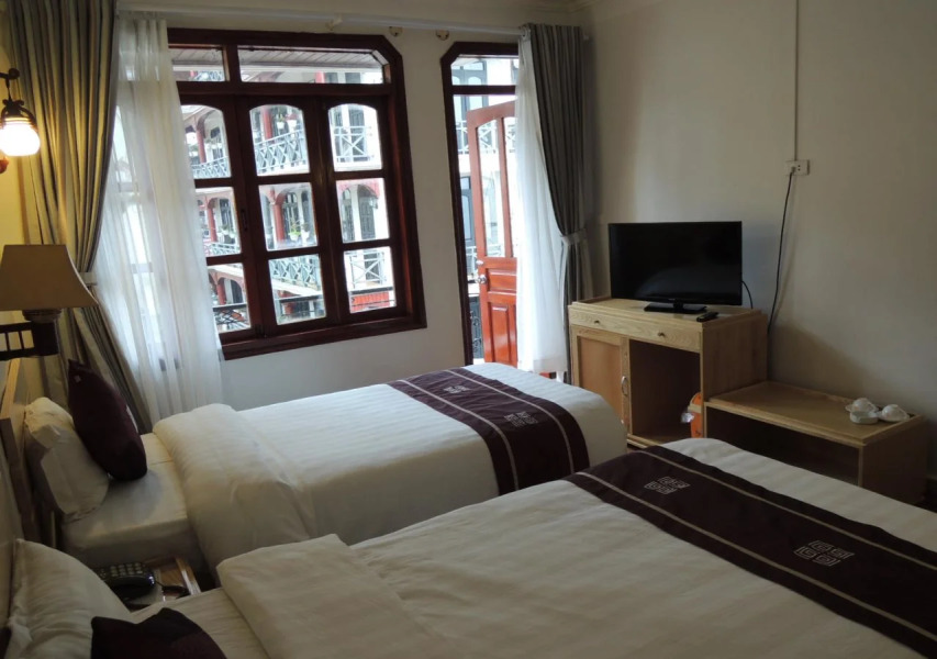 Mountain View Hotel - Hostel