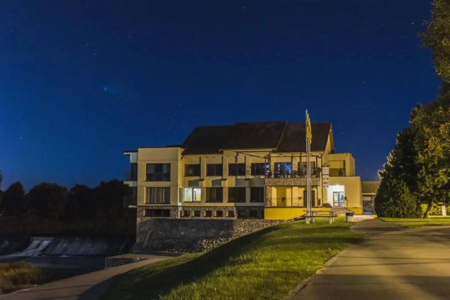 Restoranas-Viešbutis Banga