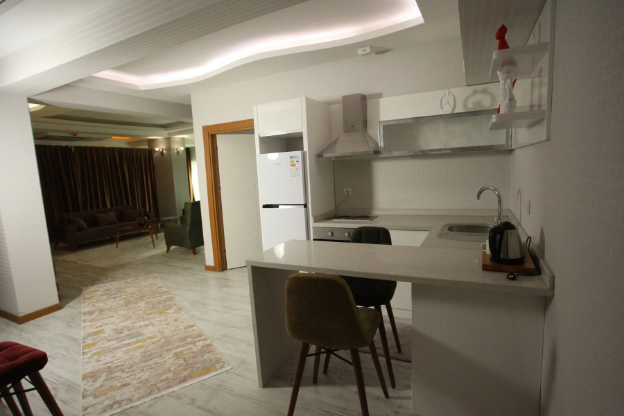 The City Walls Suit Hotel