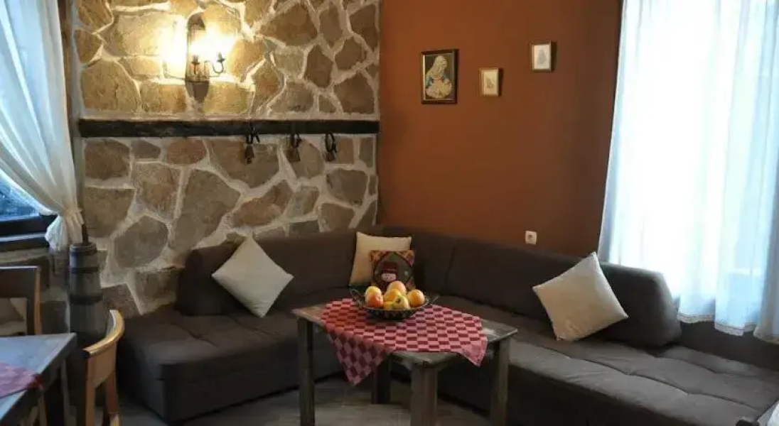 Chetrafilova Guest House