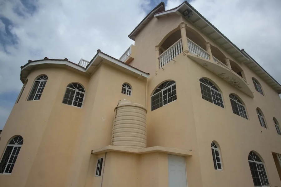 Belaire Vacation Home