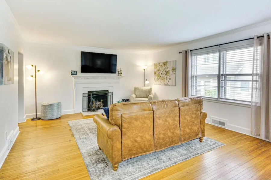 'dogwood Cottage' w/ Fireplace: 1 Mi to University