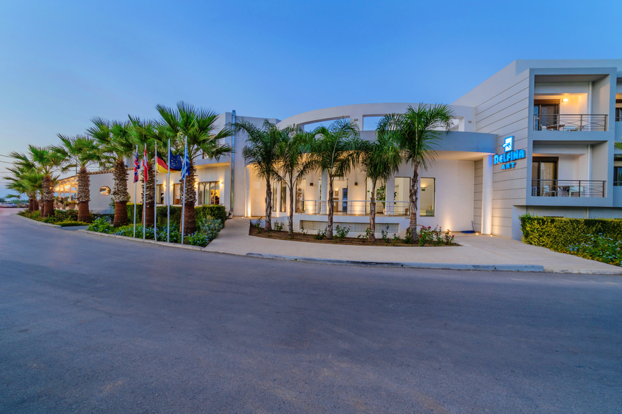 Delfina Art Hotel