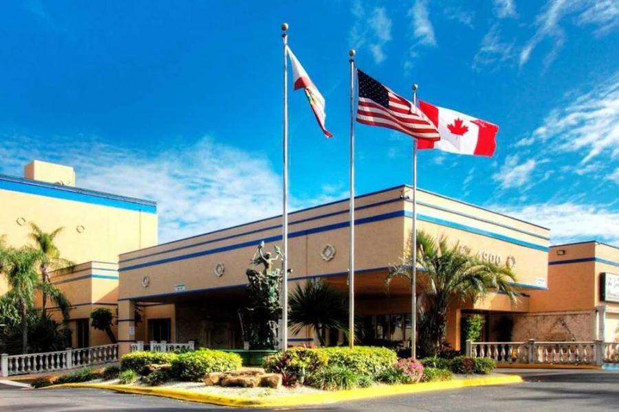 Econo Lodge Inn & Suites Fort Lauderdale North