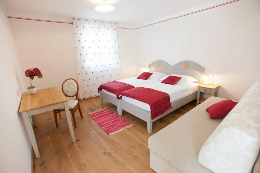 Casa Krasna Guest House