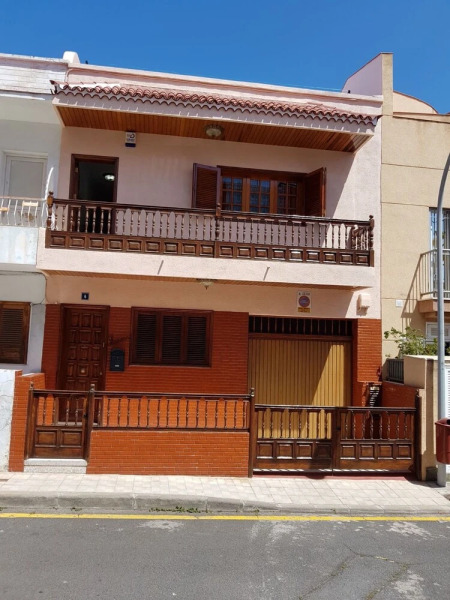 House With 4 Bedrooms in Santa Cruz de Tenerife, With Wonderful sea View, Furnished Terrace and Wifi - 7 km From the Beach